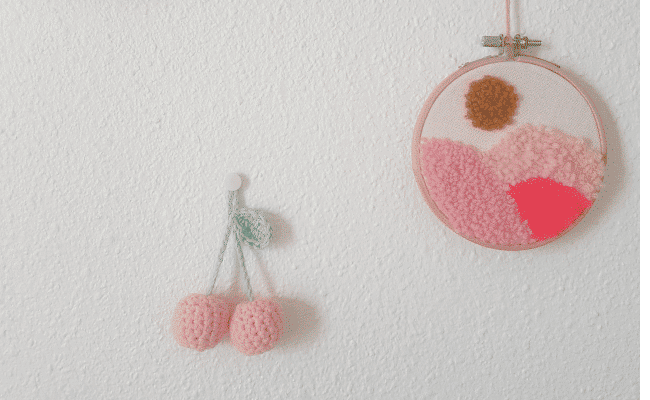 You are currently viewing Tuto des cerises en crochet (DIY dinette au crochet)