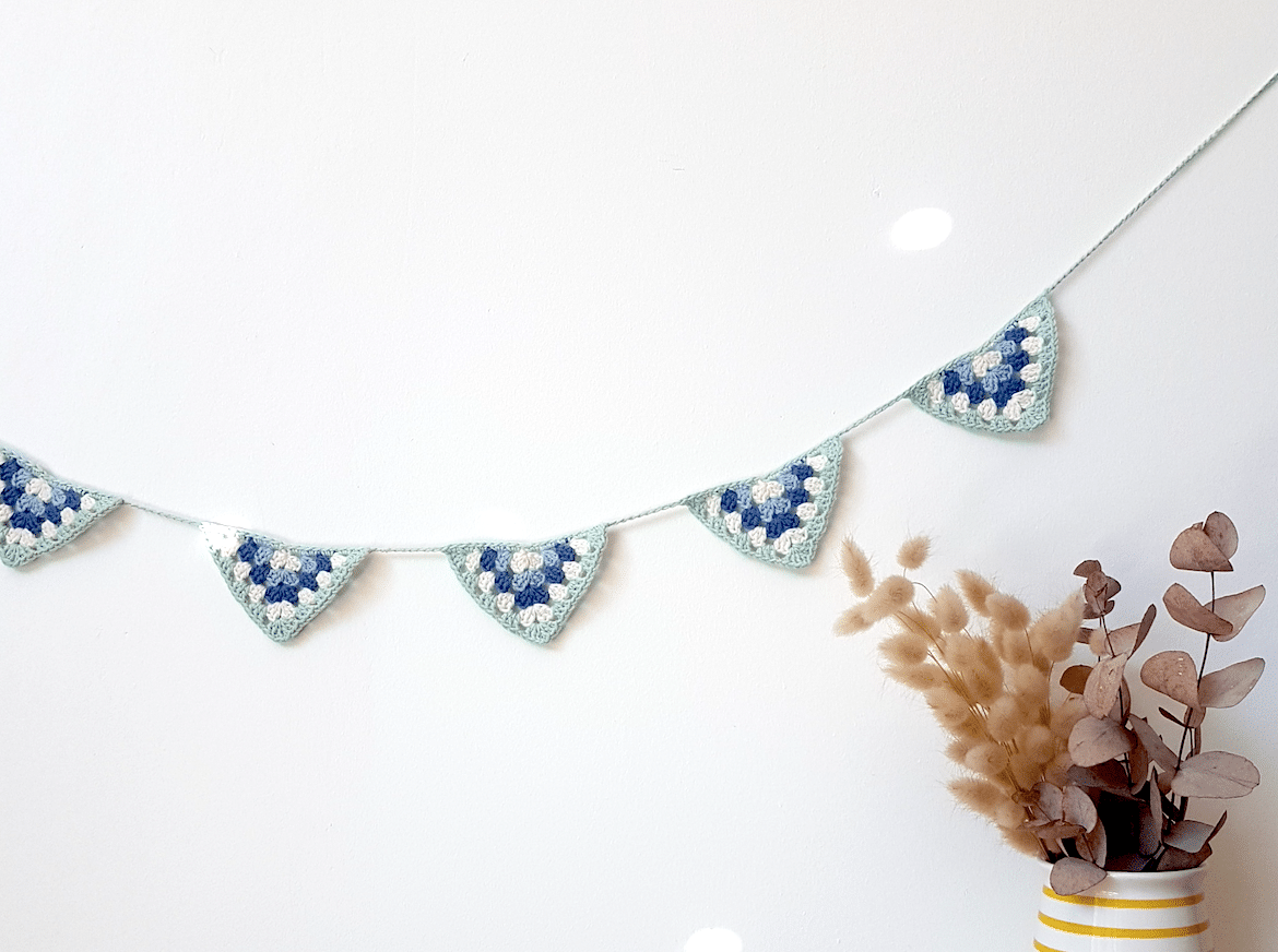 Un DIY crochet pour fabriquer des fleurs boutons