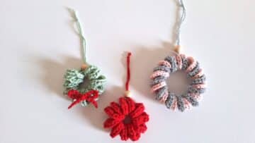 Modèle de couronne de noel en crochet