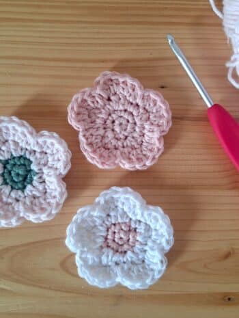 tuto fleur en crochet