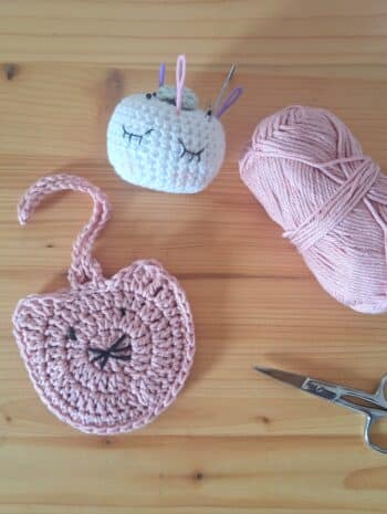 tuto pochette chat en crochet