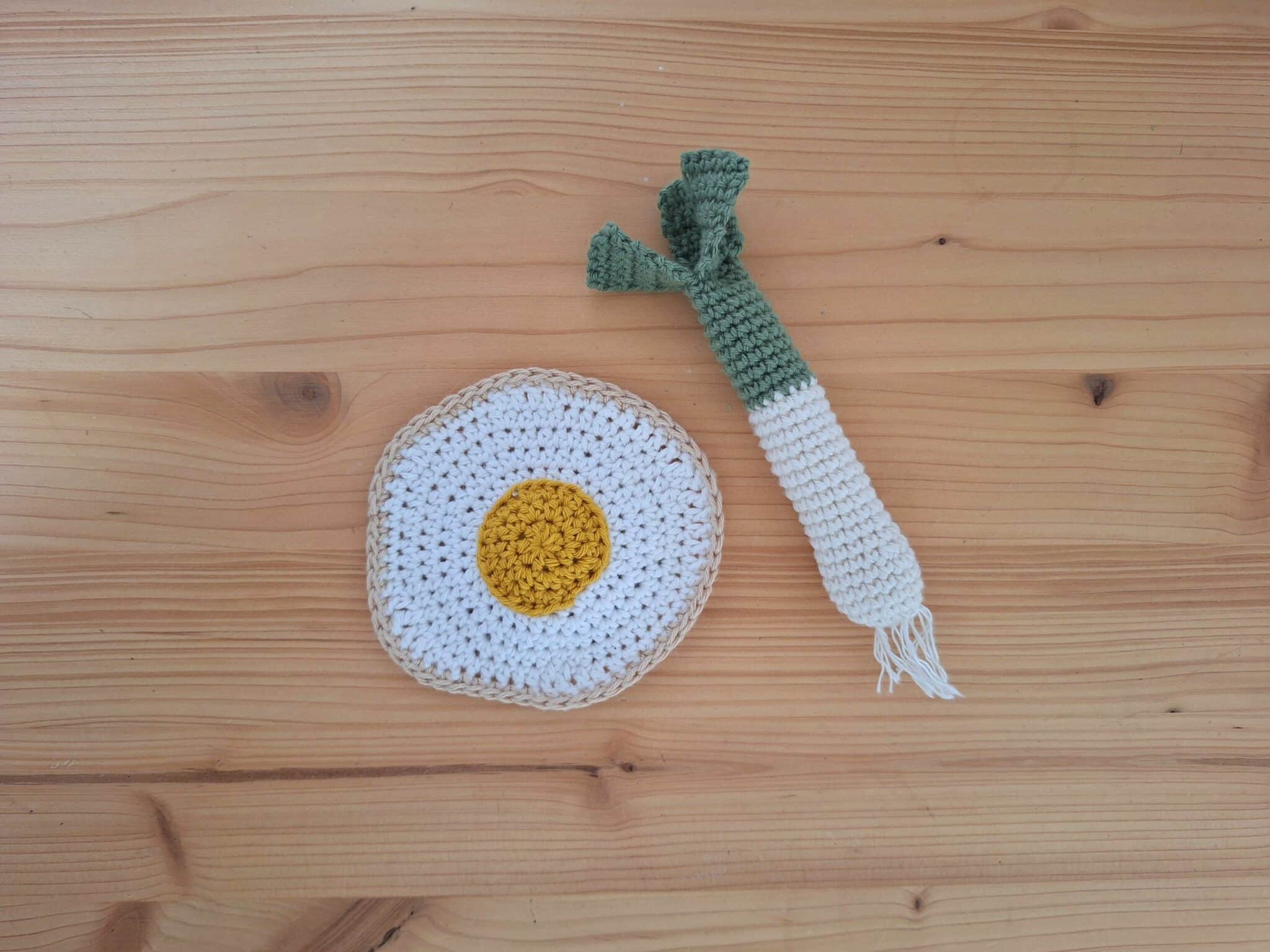 Le tuto facile du poireau en crochet : un nouveau légume pour votre dînette