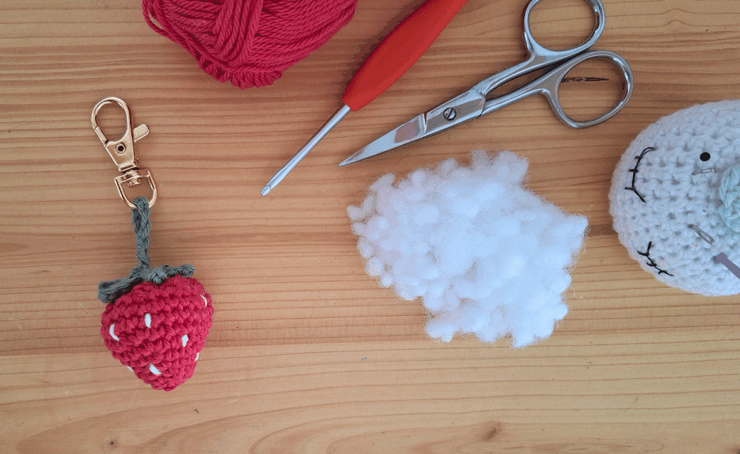 tuto porte-clé fraise en crochet