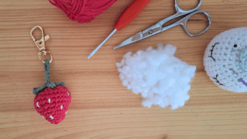 tuto porte-clé fraise en crochet