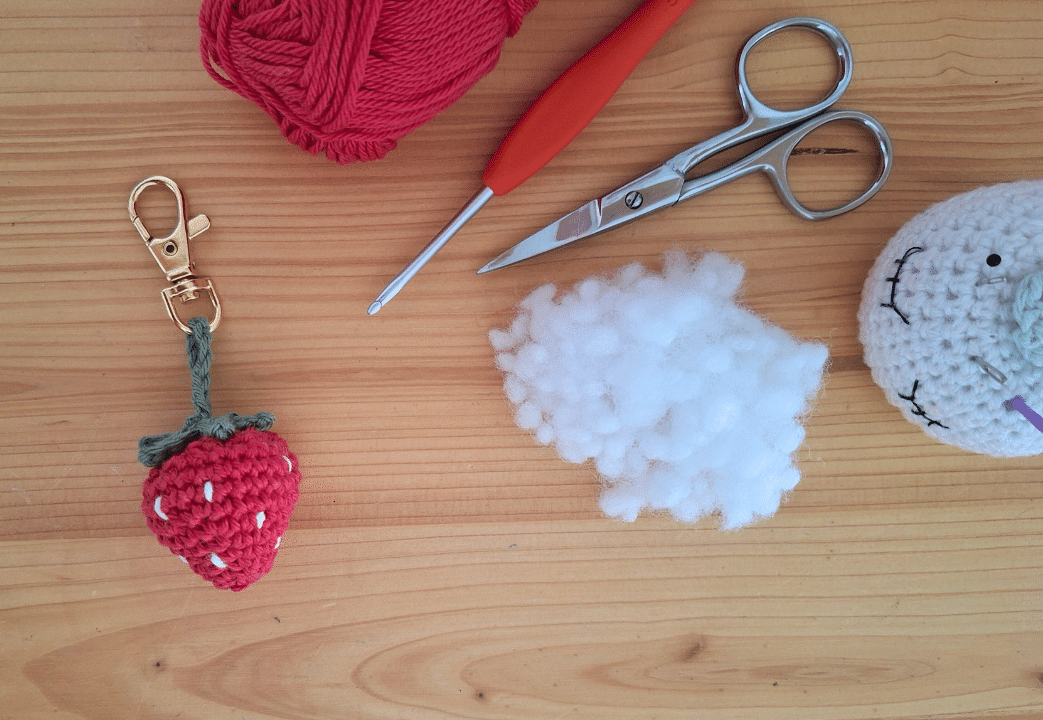 Tuto porte-clé fraise en crochet🍓DIY facile et rapide