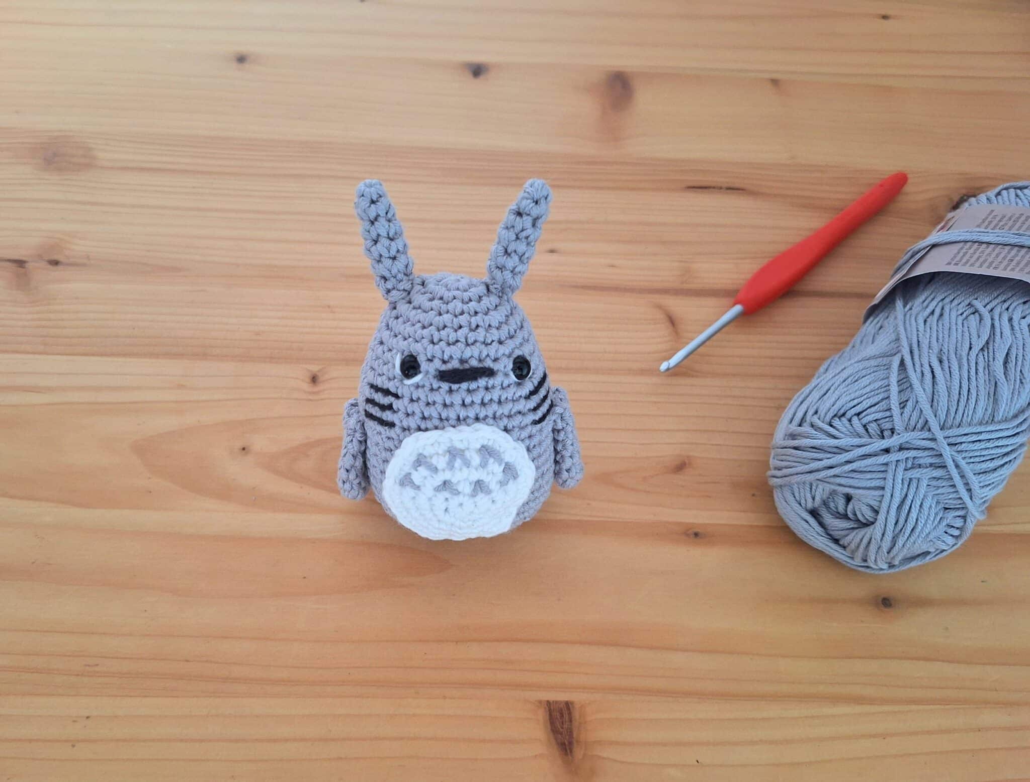 Le tuto du petit Totoro en crochet super facile (débutant)
