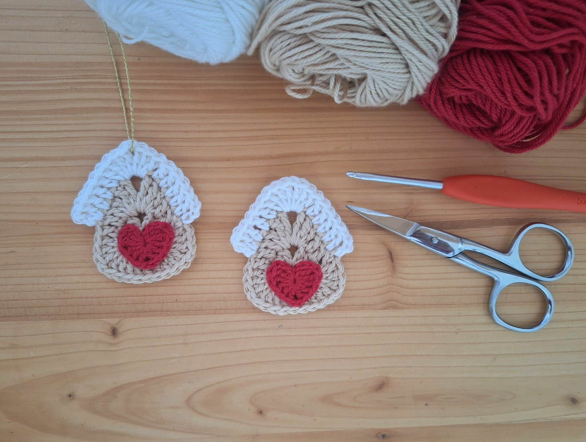 Décoration de Noël au crochet : tuto maison en pain d’épices (niveau débutant)