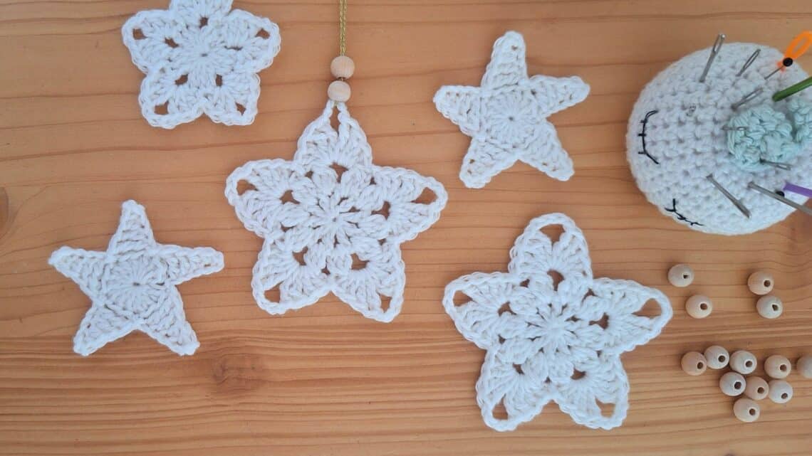 modèles étoiles en crochet