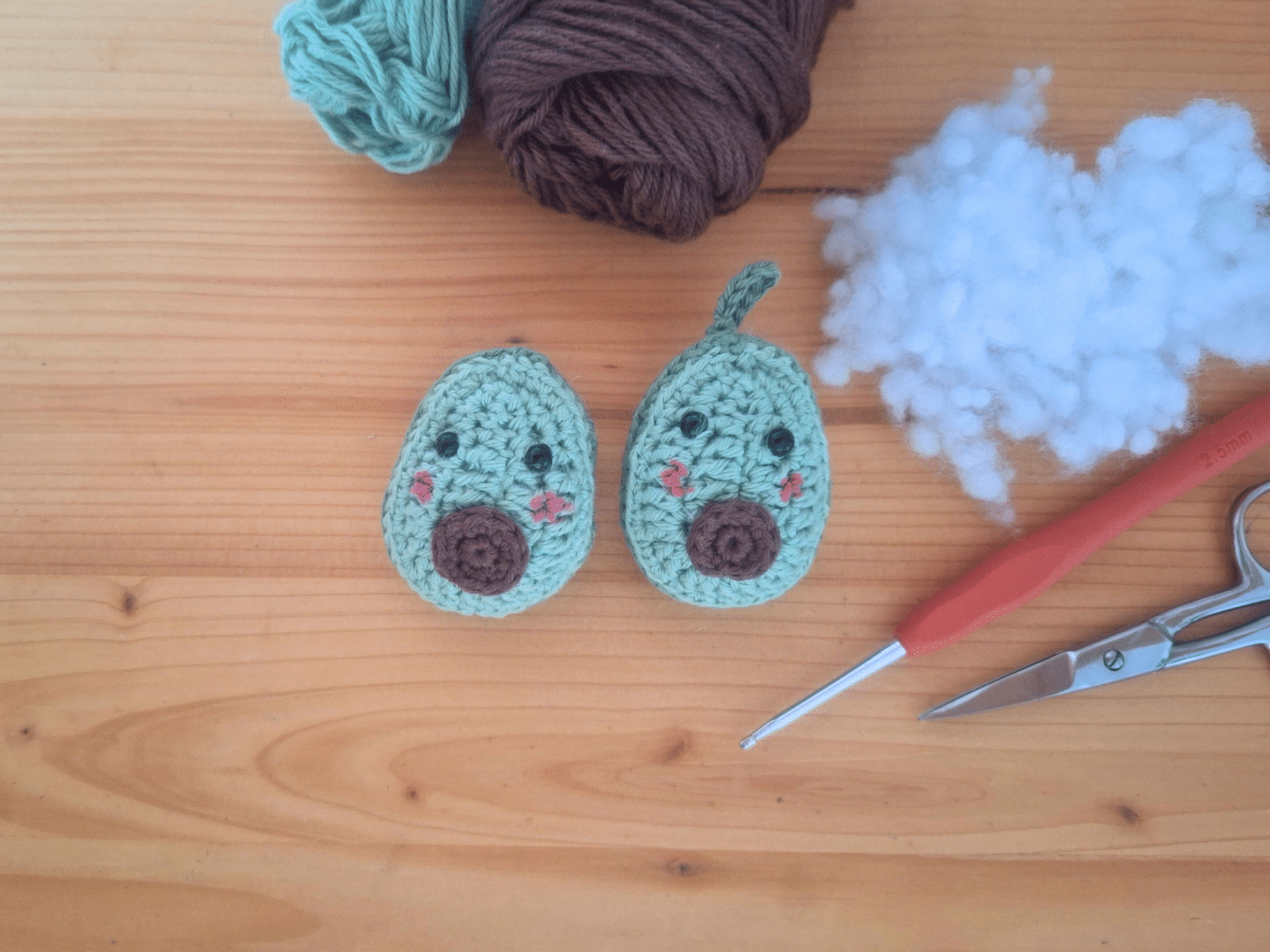 Amigurumi avocat : tuto avocat crochet pour réaliser un adorable avocat kawaii